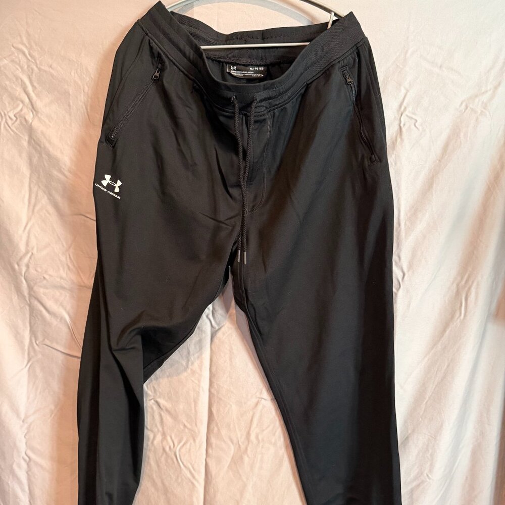 Under Armour Men’s Jogger Pants XL Black Zip Pockets Activewear